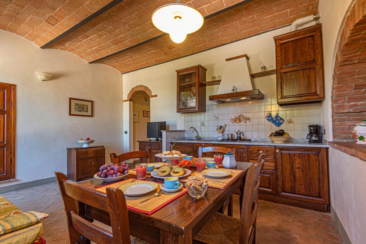 Agriturismo Casavaiano Gambassi Terme Exterior foto